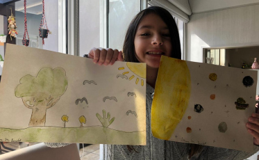 Pigmentos naturais e folhas secas se tornam arte na mão de alunos da Satc