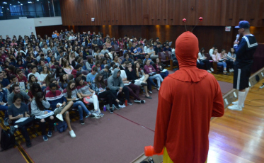 Aulão solidário arrecada brinquedos para Casa Guido