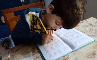 Estado encerra ano letivo com atendimento a cerca de 97% dos estudantes