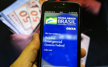 Nascidos em abril recebem R$ 1,4 bi de auxílio emergencial