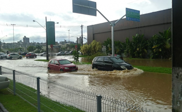Alerta para risco de temporais localizados nesta quinta-feira