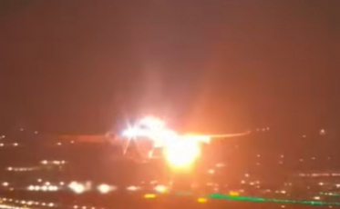 Susto em São Paulo: motor de avião com quase 300 pessoas explode durante decolagem