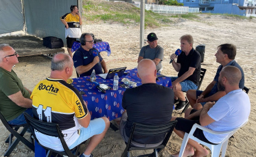 Programa Adelor Lessa direto de Arroio do Silva nesta segunda
