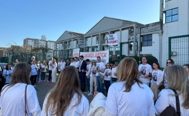 [Vídeo] Júri popular de jardineiro acusado de matar idosa mobiliza familiares em Criciúma