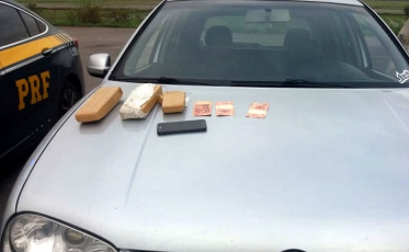 Após perseguição, dois são apanhados com mais de quilo de maconha