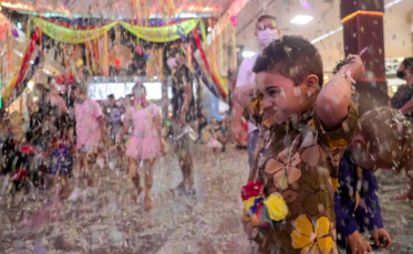 Famílias animam o 9º Bailinho de Carnaval do Criciúma Shopping
