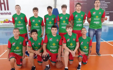 Basquete masculino de Criciúma na semifinal da Copa Santa Catarina