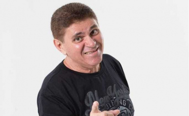 Morre o humorista Batoré