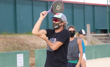 Número 1 do mundo nas quadras de Beach Tennis do Mampituba