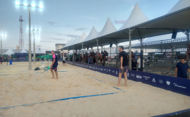 Beach tennis já agita o Balneário Rincão