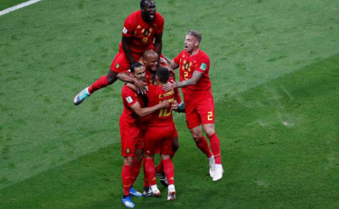 Brasil começa mal, reage, mas deixa a Copa do Mundo