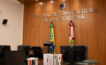 TRE-SC realiza diplomação dos eleitos nesta segunda-feira