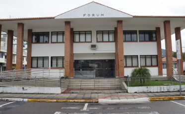 TJ nega pagamento de seguro por agravamento do risco de condutor acima de 200 km/h