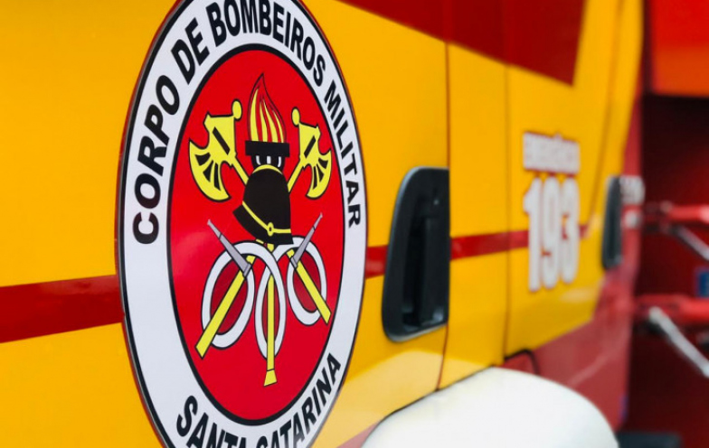 Botijão de gás explode em apartamento e deixa homem ferido em Criciúma