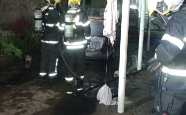 Homem é preso após colocar fogo no carro da ex em Tubarão