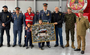 Cerimônia oficializa troca de comando no 4º Batalhão dos Bombeiros