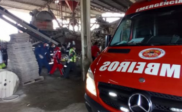 Jovem tem fraturas expostas após acidente de trabalho