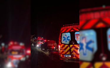 Duas mulheres ficam feridas após capotamento em Lauro Müller