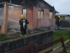 Incêndio destrói casa em Balneário Arroio do Silva