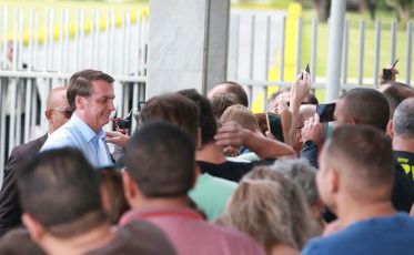 Reforma administrativa está pronta, diz Bolsonaro