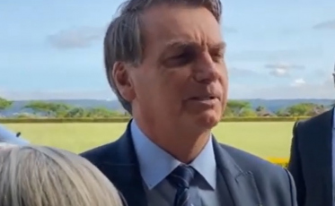 Bolsonaro fala sobre corte de verbas para SC (VÍDEO)
