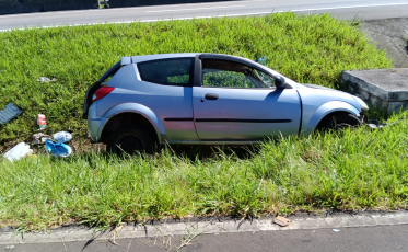 BR-101: saída de pista deixa quatro pessoas feridas em Santa Rosa do Sul