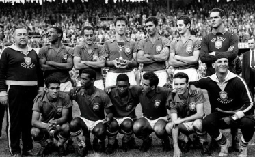 Brasil foi campeão uma vez estreando domingo