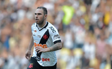 Criciúma negocia com mais dois jogadores; Bruno César pode ser um deles