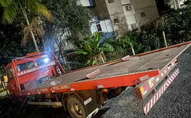 Caminhão guincho furtado é recuperado em Criciúma 