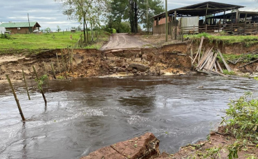 Sombrio fica sem água após rompimento na lagoa onde é feita a captação