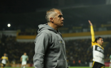 “Time que vai subir”: Baptista banca reação do Criciúma