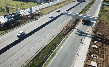 BR-101: nova operação de içamento de vigas em Imbituba terá desvio de fluxo