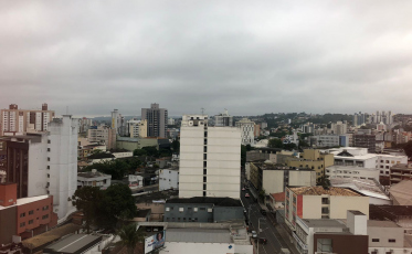 Frente fria chega nesta quinta-feira no Sul catarinense