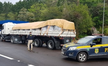 Caminhão com placas de Criciúma é retido após motorista não pagar pedágio