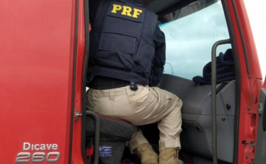 Caminhoneiro de Criciúma é apanhado com rebites