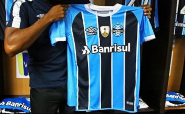 Uniforme do Grêmio recebe ajustes para o Mundial