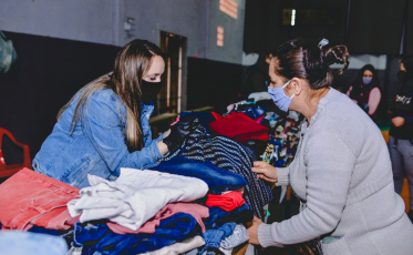 Campanha do agasalho incentiva a solidariedade neste inverno em Criciúma e Araranguá