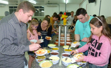 Bairro da Juventude promove Cachorro-Quente Cultural