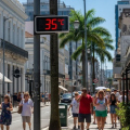 Chegada de massa de ar quente em SC provoca temperaturas próximas dos 40°C