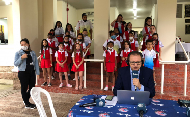 Programa Adelor Lessa diretamente do Centro Cultural Jorge Zanatta