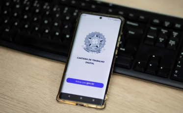 SC dispara na geração de empregos e supera 100 mil em 2025