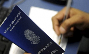 Brasil encerra 2020 com geração de 142.690 empregos formais