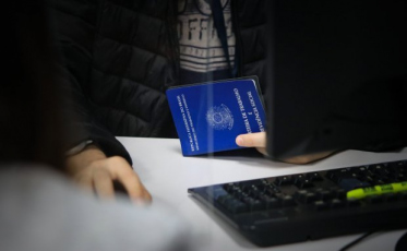 SC tem mais de 6,5 mil vagas de emprego com carteira assinada, informa SDE  
