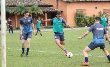 Caravaggio enfrenta o Atlético Catarinense fora de casa 