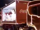 Caravana Iluminada de Natal da Coca Cola encanta Criciúma (VÍDEO)