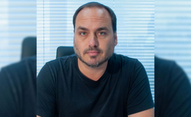 No Sul, Jorginho Mello diz que Carlos Bolsonaro é “candidatíssimo” ao Senado