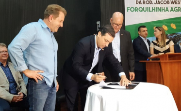 Moisés libera R$ 8 milhões para a Jacob Westrup