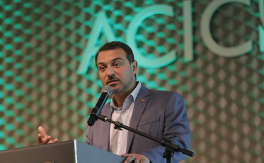 Moisés cita economia de R$ 500 milhões com revisão de contratos irregulares