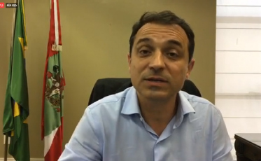 Carlos Moisés faz live sobre transição de governo