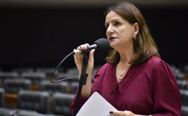 Aprovado projeto que institui o mês da Conscientização da Doença de Parkinson